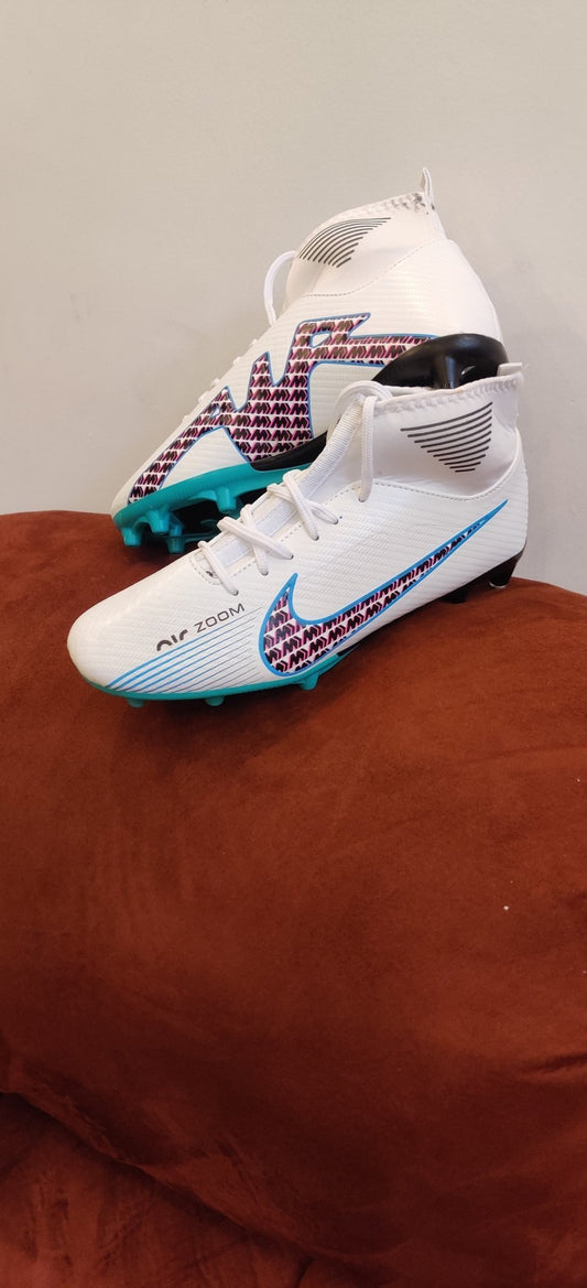 Buy Nike Ankle Football Boot Arm Zoom - Brand New, All Island Cash on Delivery - Happydeals.lk