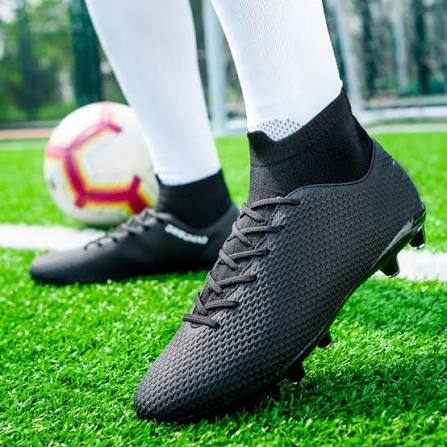 Indoor Futsal Shoe - Happy Deals